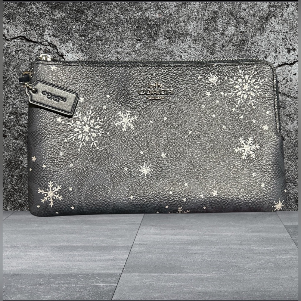 Coach Snowflake Double Clutch Wristlet